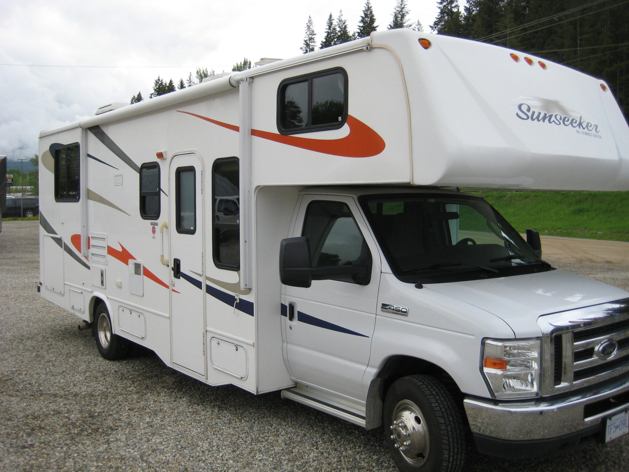 2012 FORD SUNSEEKER CLASS “C” MOTORHOME $ 64,995.00 CONSIGNMENT !!!!! DON’T MISS THIS ONE !!!!!